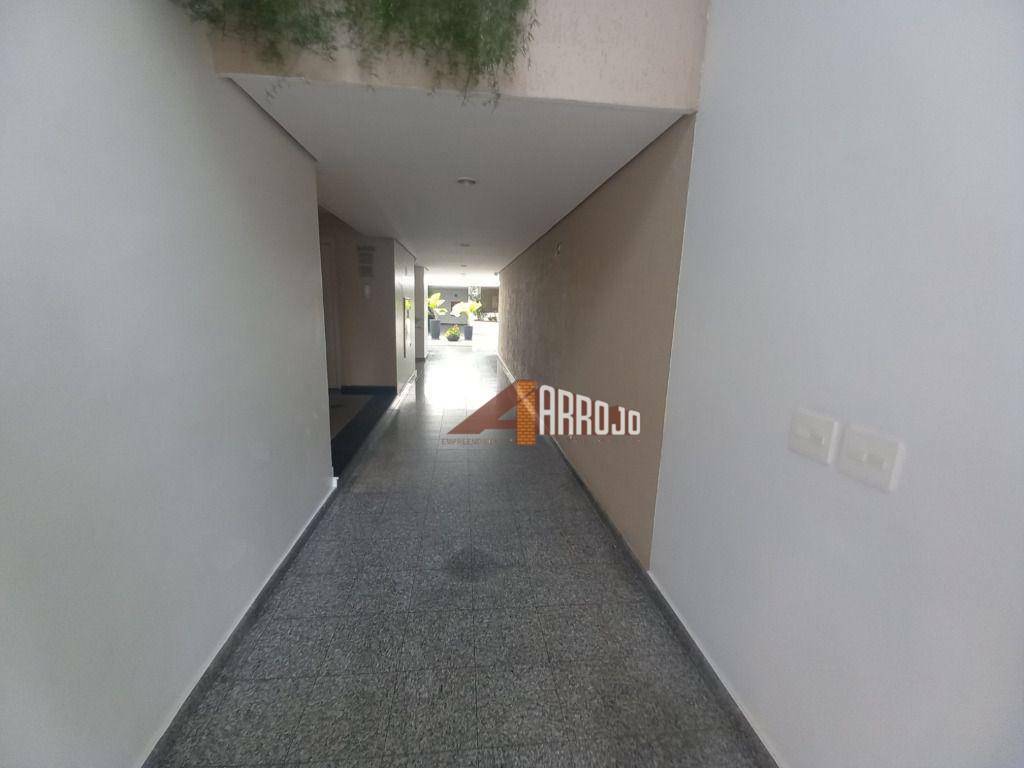 Apartamento à venda com 3 quartos, 115m² - Foto 27