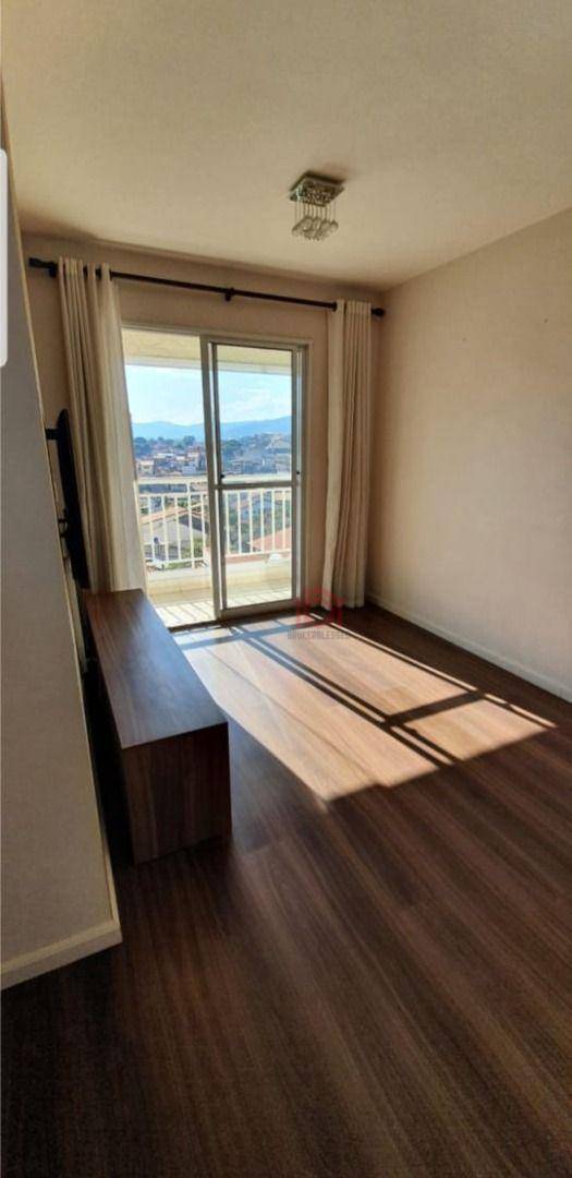 Apartamento à venda com 2 quartos, 65m² - Foto 3