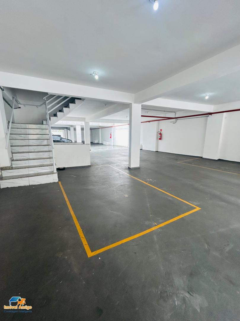 Cobertura à venda com 2 quartos, 97m² - Foto 2