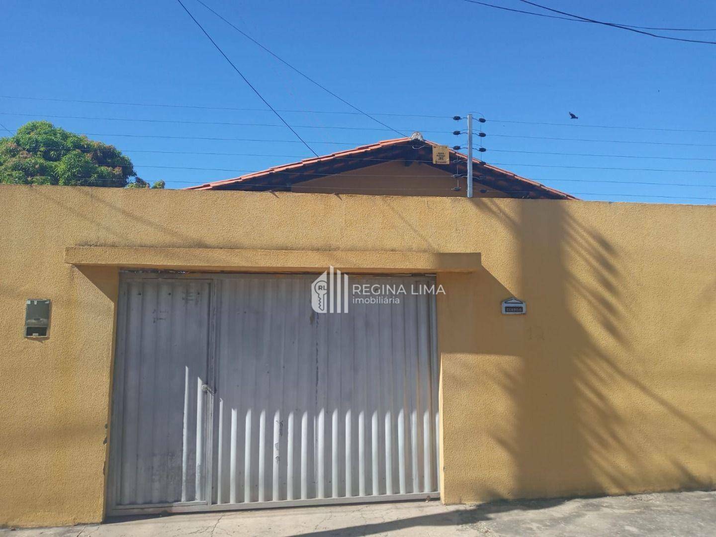 Casa à venda com 2 quartos, 210M2 - Foto 2