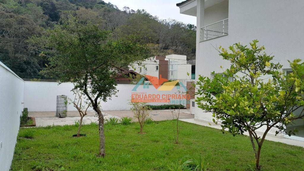 Casa de Condomínio à venda com 4 quartos, 221m² - Foto 58