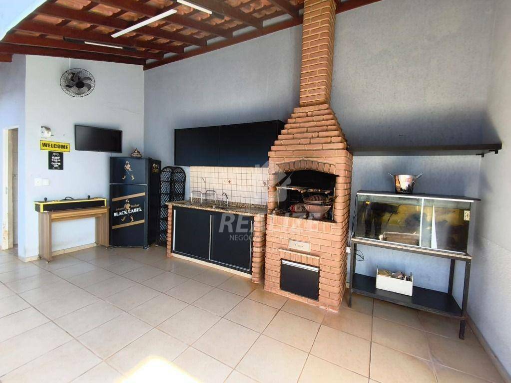 Casa à venda com 3 quartos, 210m² - Foto 21