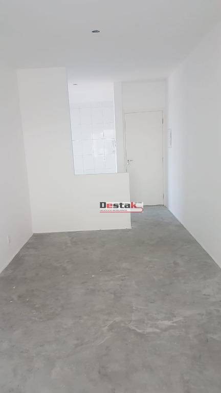 Apartamento à venda com 2 quartos, 64m² - Foto 26