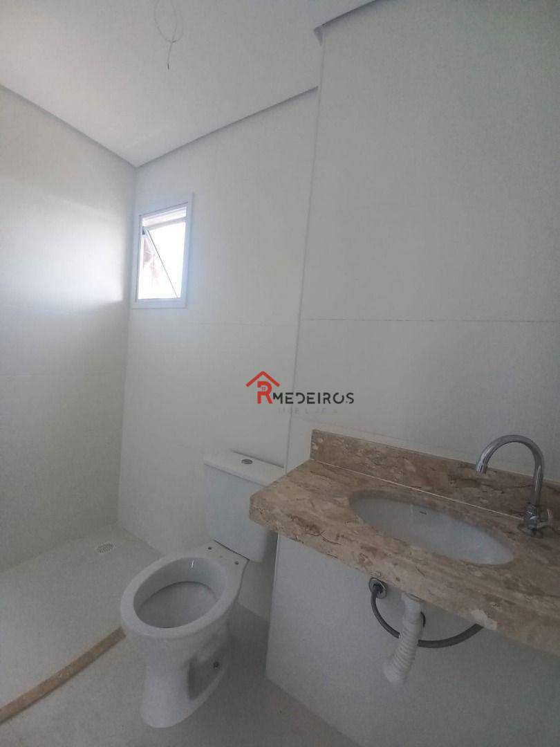 Apartamento à venda com 2 quartos, 79m² - Foto 3