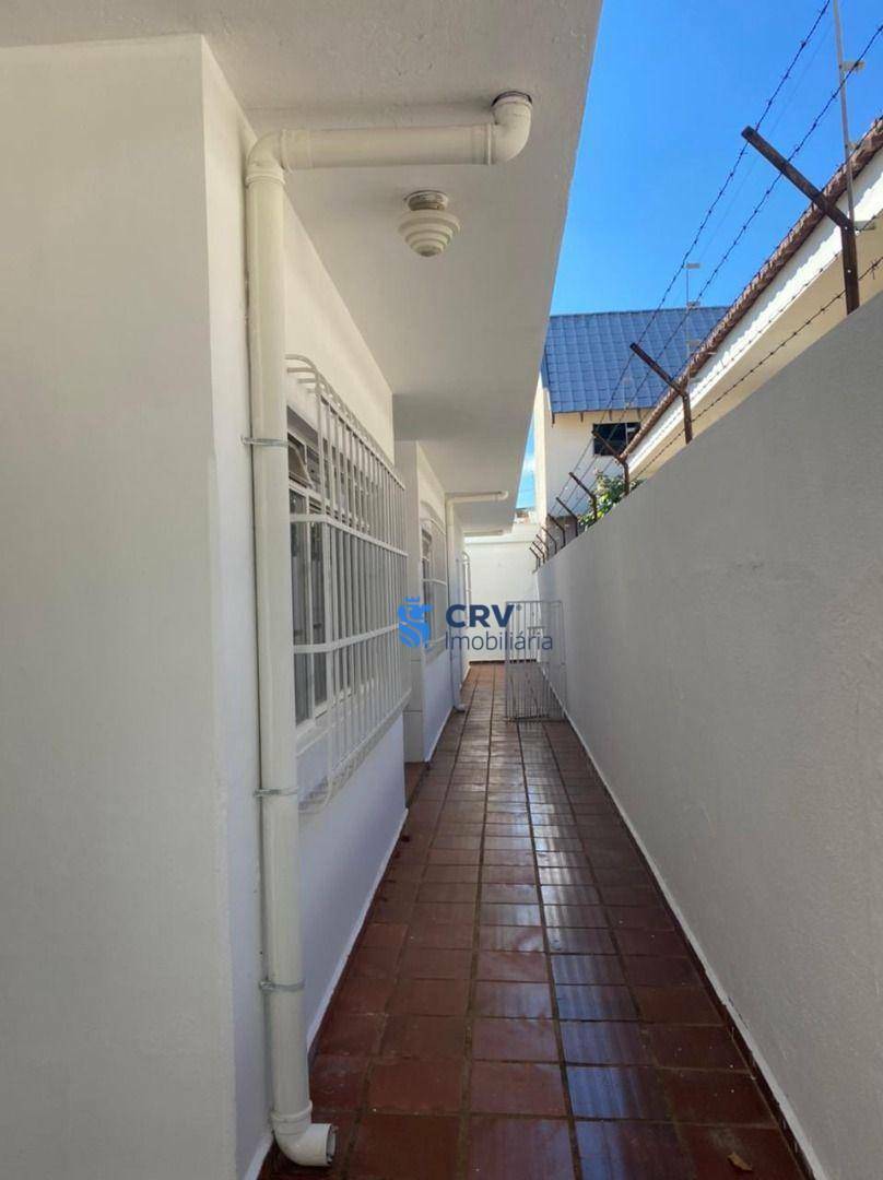 Casa à venda com 3 quartos, 270m² - Foto 16