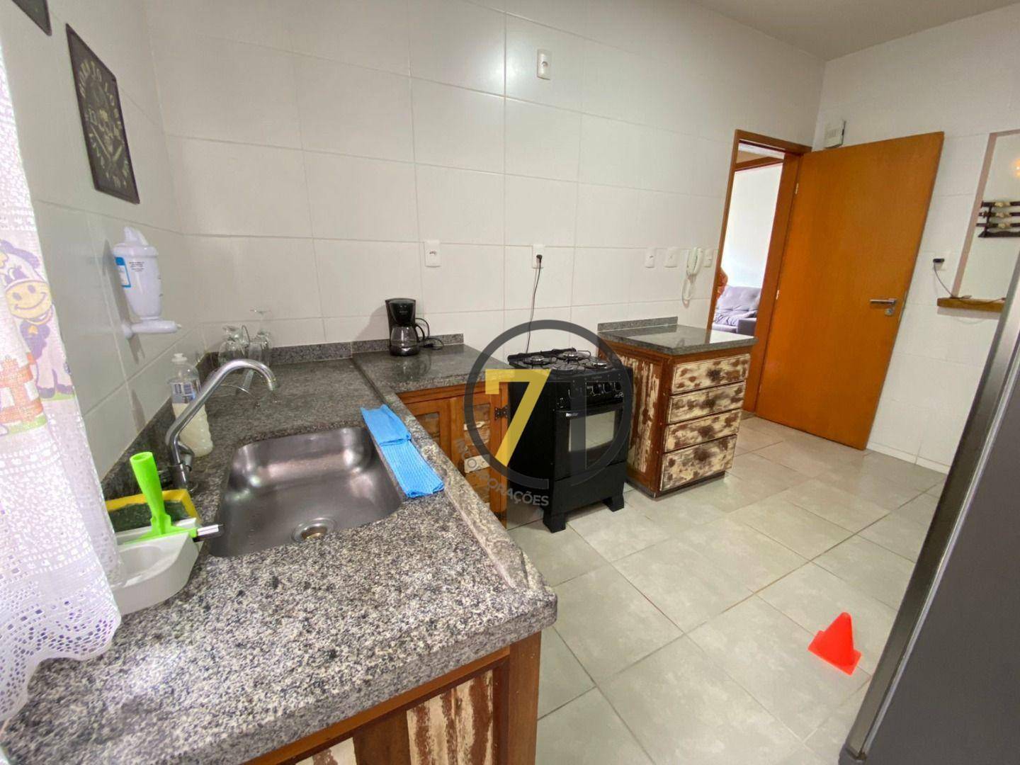 Apartamento à venda com 2 quartos, 75m² - Foto 10