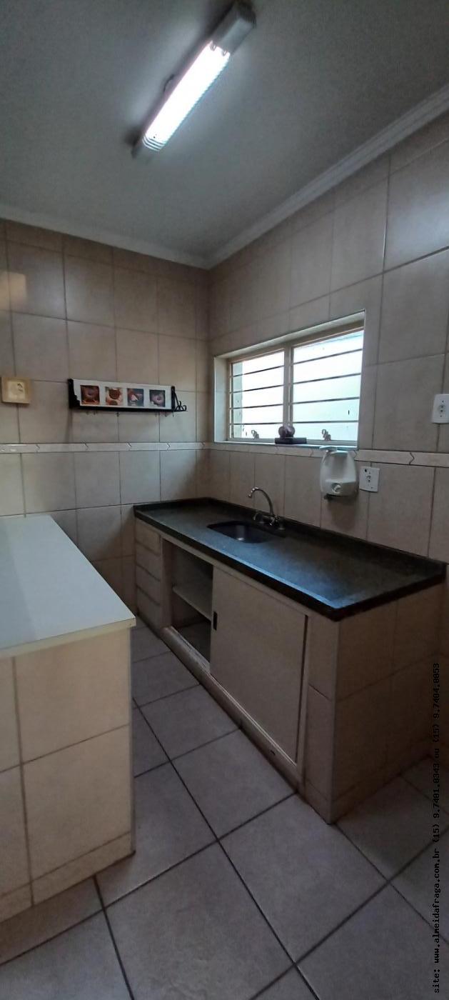 Casa à venda com 3 quartos, 300m² - Foto 15