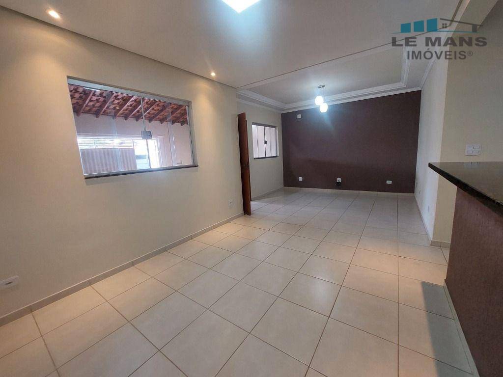 Casa para alugar com 3 quartos, 130m² - Foto 20