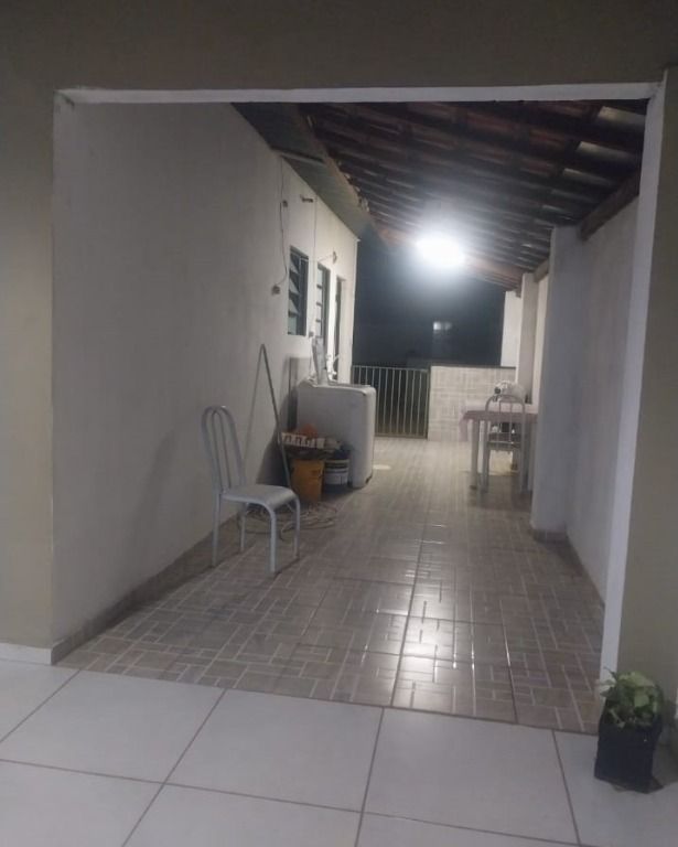 Casa à venda com 2 quartos, 134m² - Foto 8