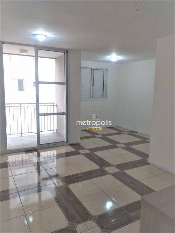 Apartamento à venda com 2 quartos, 62m² - Foto 2