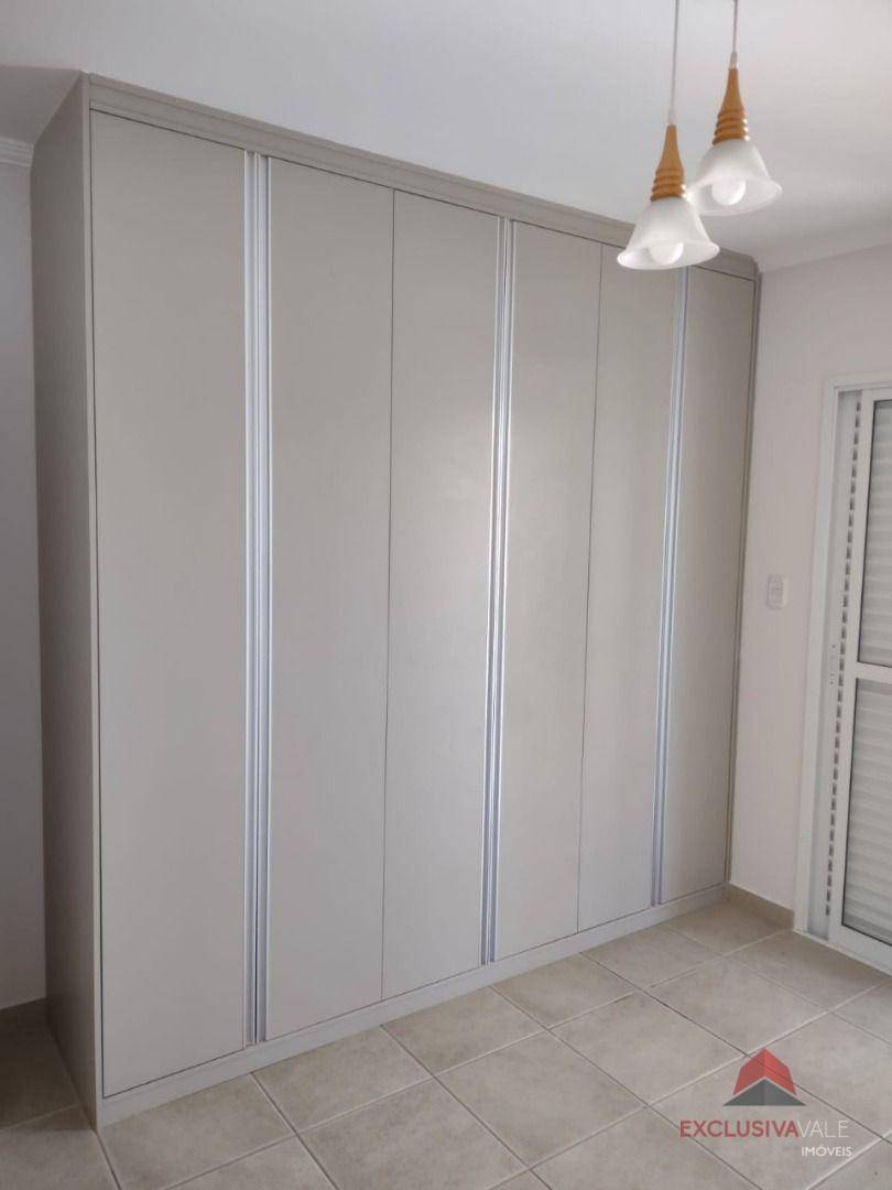 Casa de Condomínio à venda com 4 quartos, 320m² - Foto 10