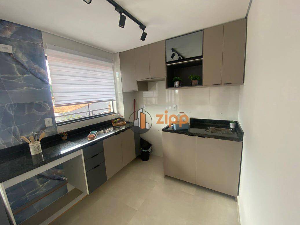 Apartamento à venda com 2 quartos, 32m² - Foto 2