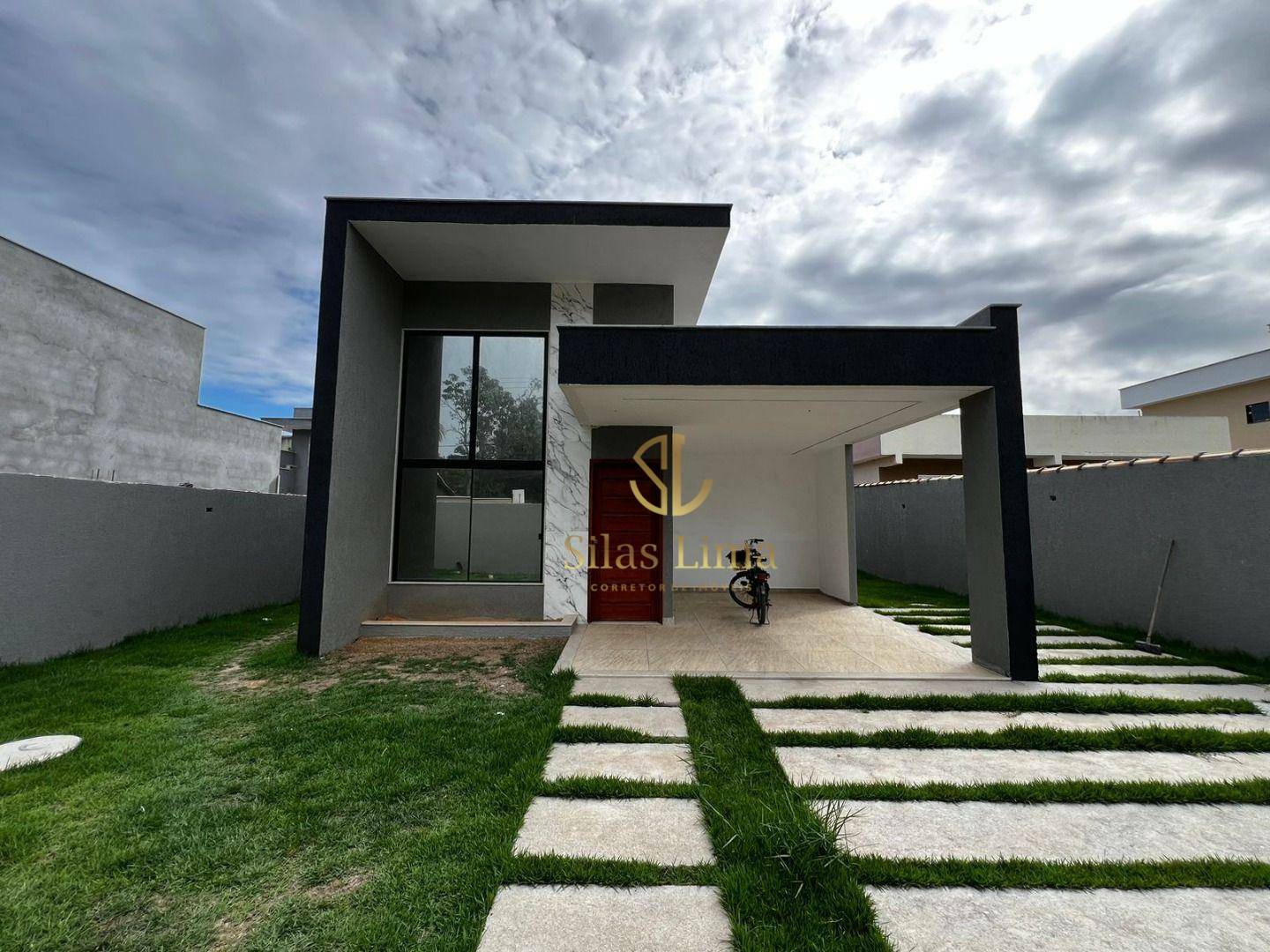 Casa à venda com 3 quartos, 128m² - Foto 1