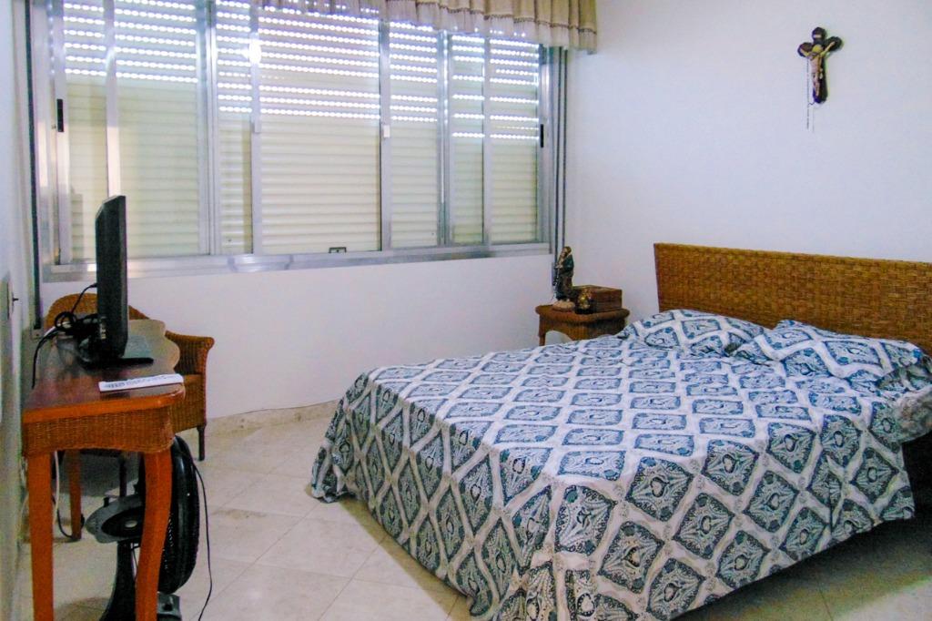 Apartamento à venda com 4 quartos, 160m² - Foto 9