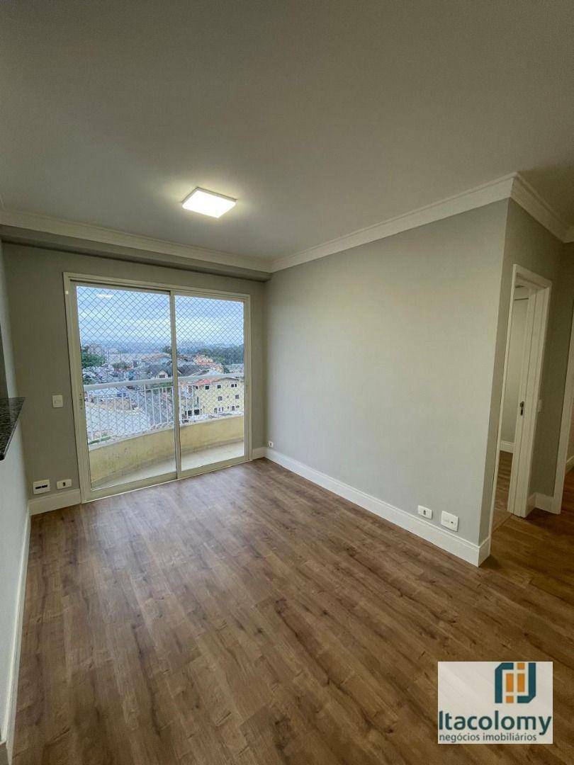 Apartamento à venda com 2 quartos, 66m² - Foto 3