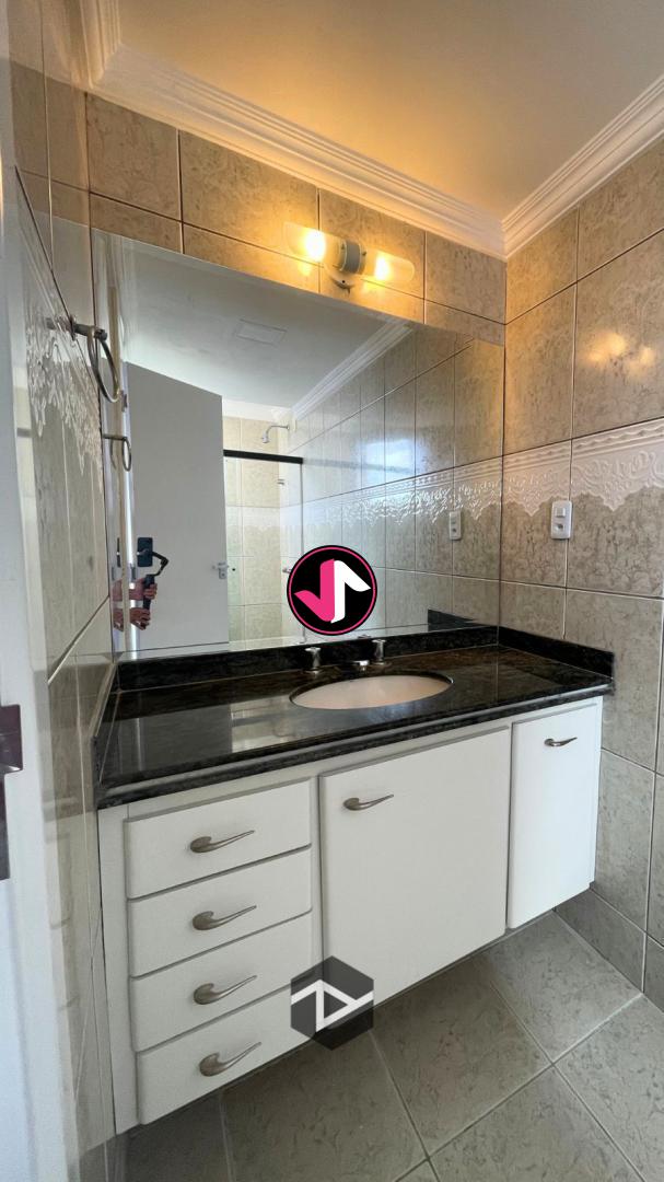 Apartamento à venda com 4 quartos, 186m² - Foto 11