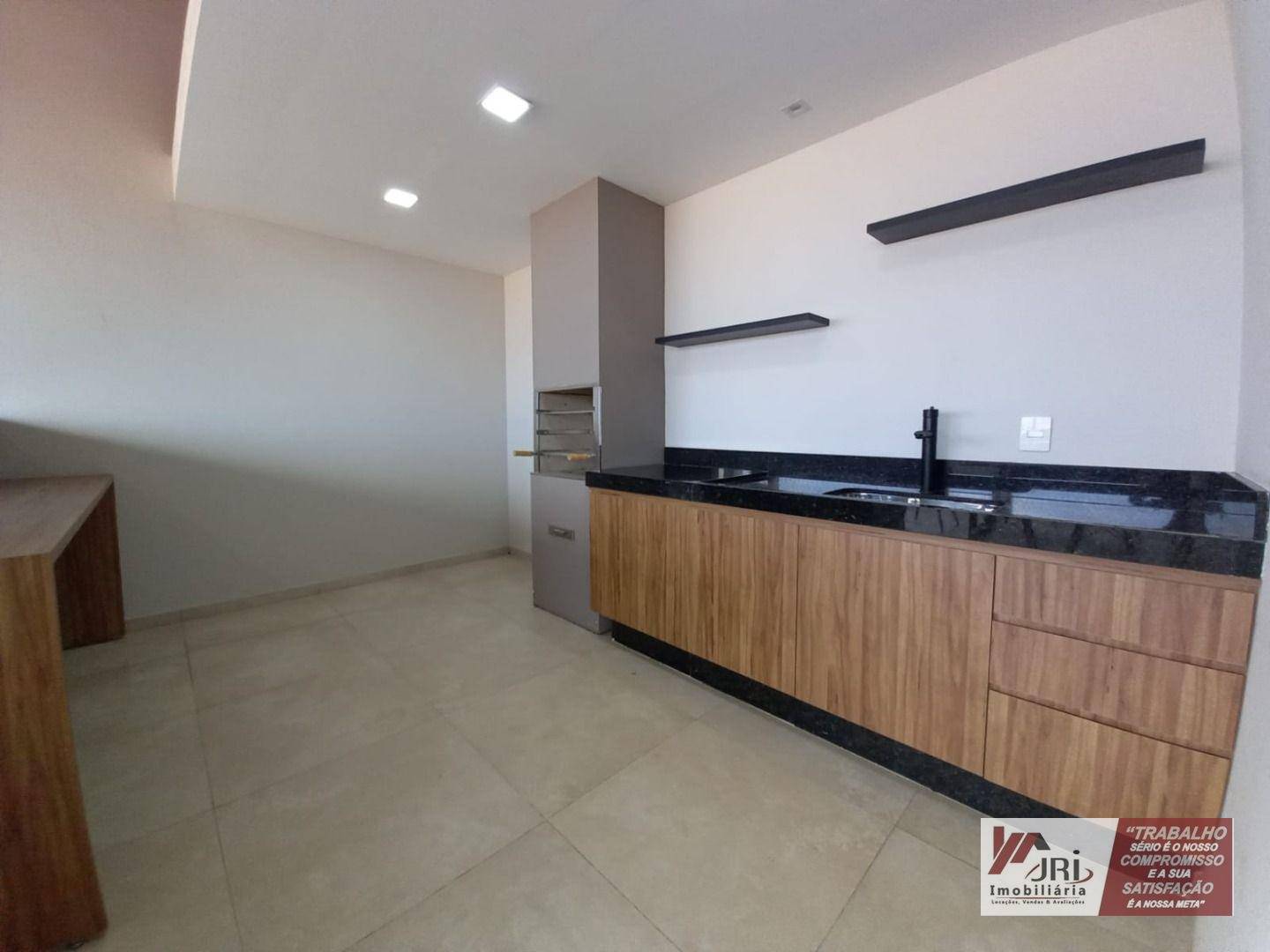 Casa à venda com 3 quartos, 250M2 - Foto 26