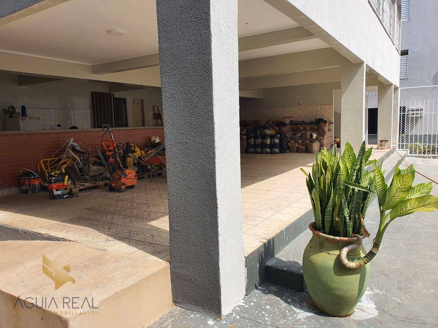 Apartamento à venda com 1 quarto, 55m² - Foto 12