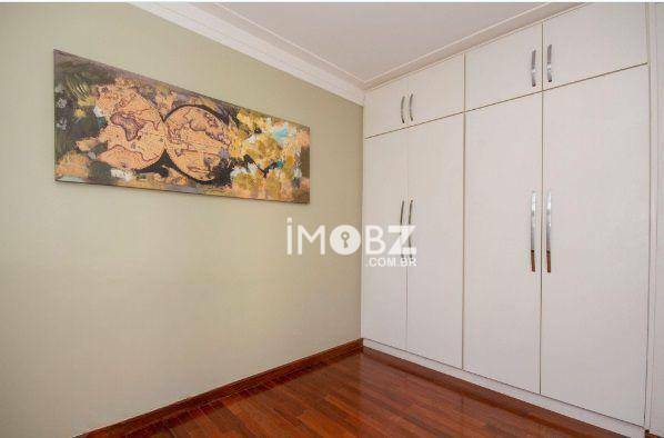 Apartamento à venda com 3 quartos, 128m² - Foto 8