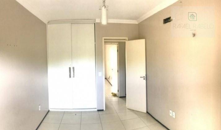 Casa à venda com 3 quartos, 98m² - Foto 5