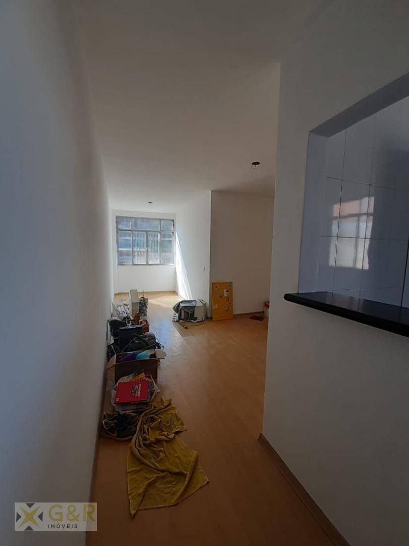 Apartamento à venda com 3 quartos, 82m² - Foto 18