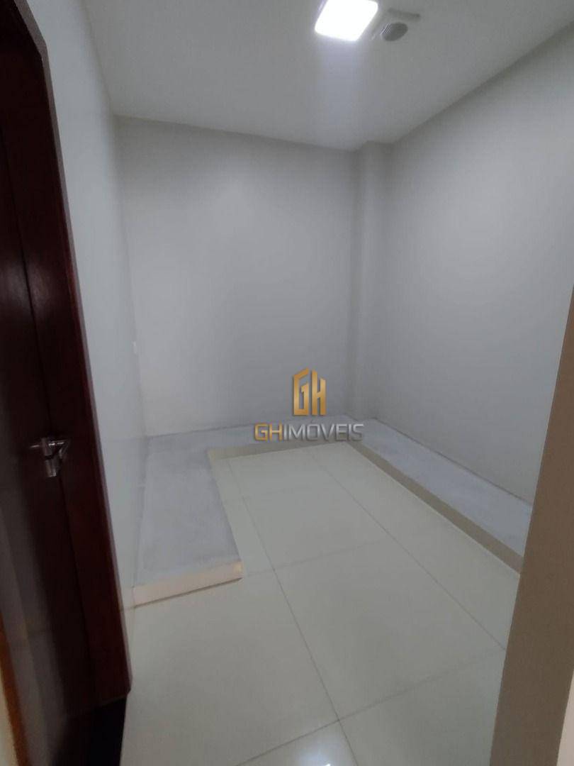 Casa à venda com 3 quartos, 200m² - Foto 25