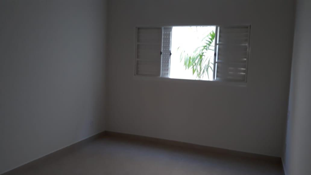 Casa à venda com 3 quartos, 200m² - Foto 7