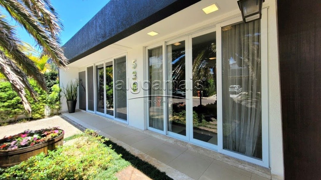 Casa de Condomínio à venda com 3 quartos, 150m² - Foto 3