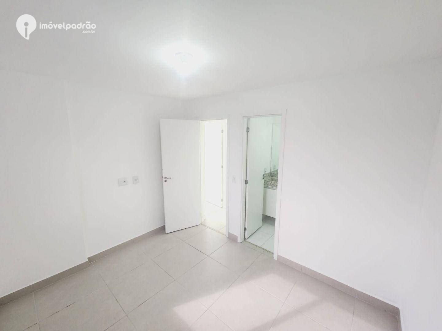 Apartamento para alugar com 3 quartos, 69m² - Foto 17