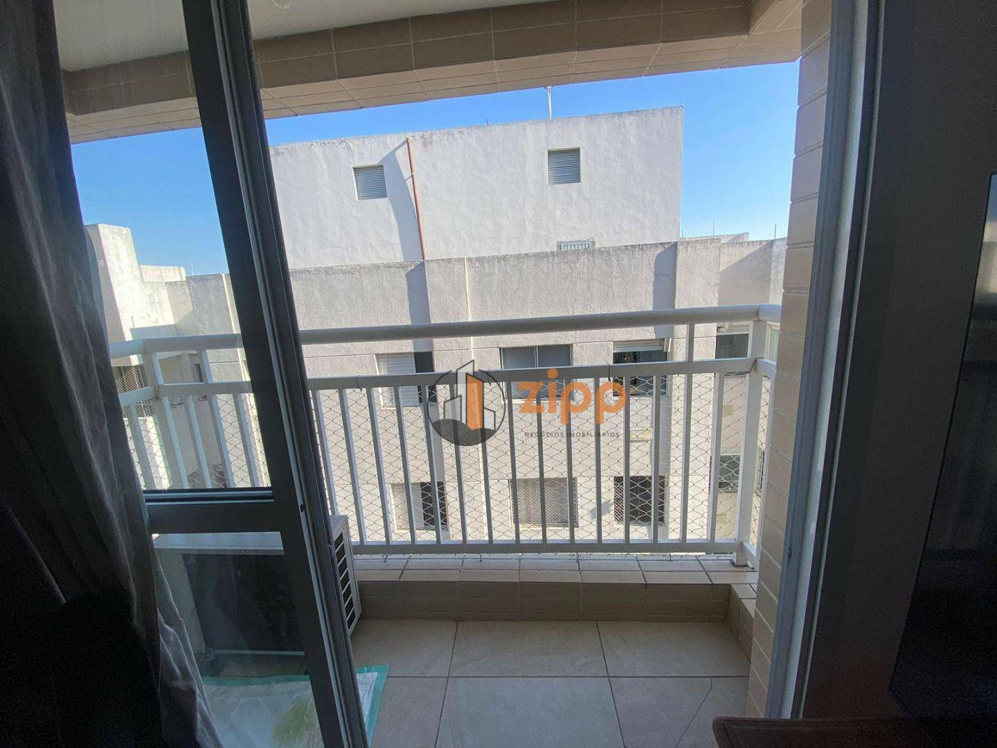 Apartamento à venda com 2 quartos, 56m² - Foto 3