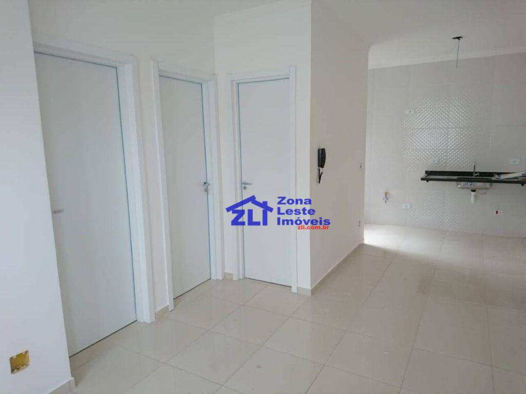 Apartamento à venda e aluguel com 2 quartos, 42m² - Foto 1