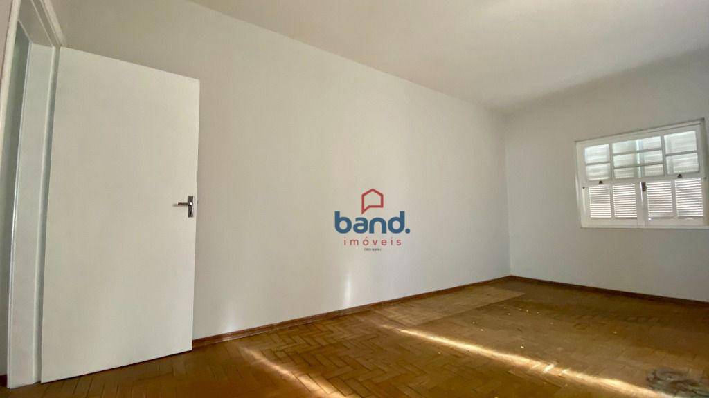 Casa à venda com 3 quartos, 220m² - Foto 17