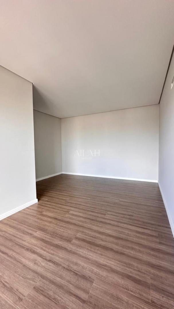 Apartamento à venda com 3 quartos, 110m² - Foto 4
