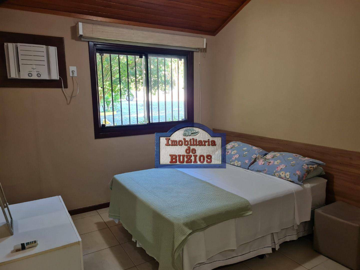 Casa de Condomínio à venda com 4 quartos, 200m² - Foto 28