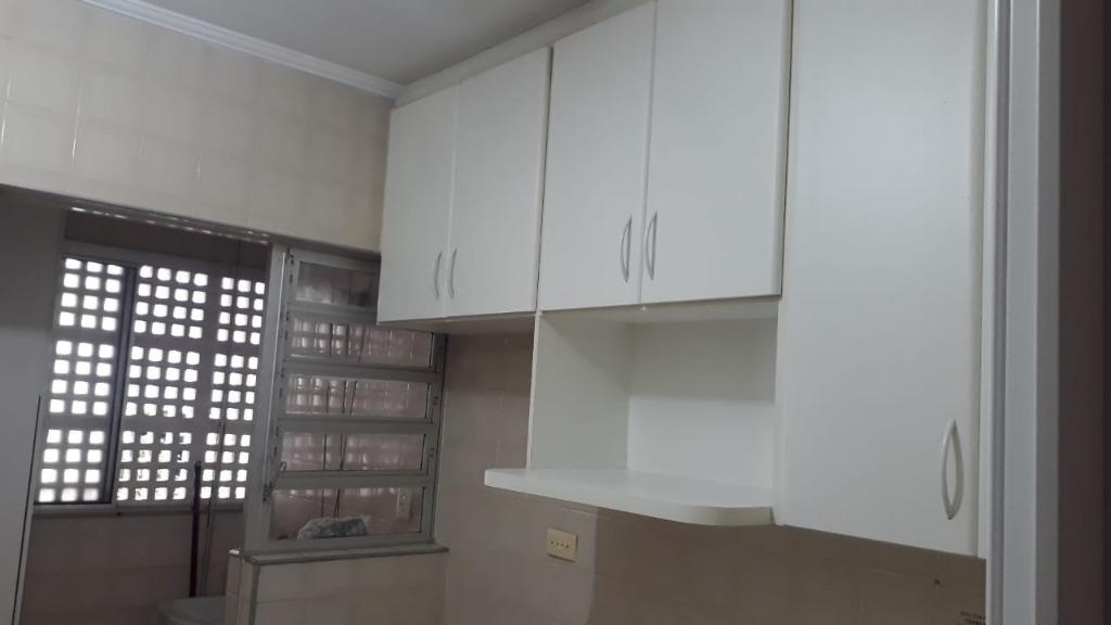 Apartamento para alugar com 2 quartos, 60m² - Foto 9