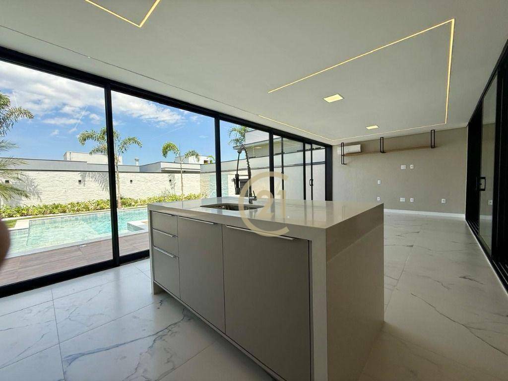 Casa de Condomínio à venda com 4 quartos, 288m² - Foto 18