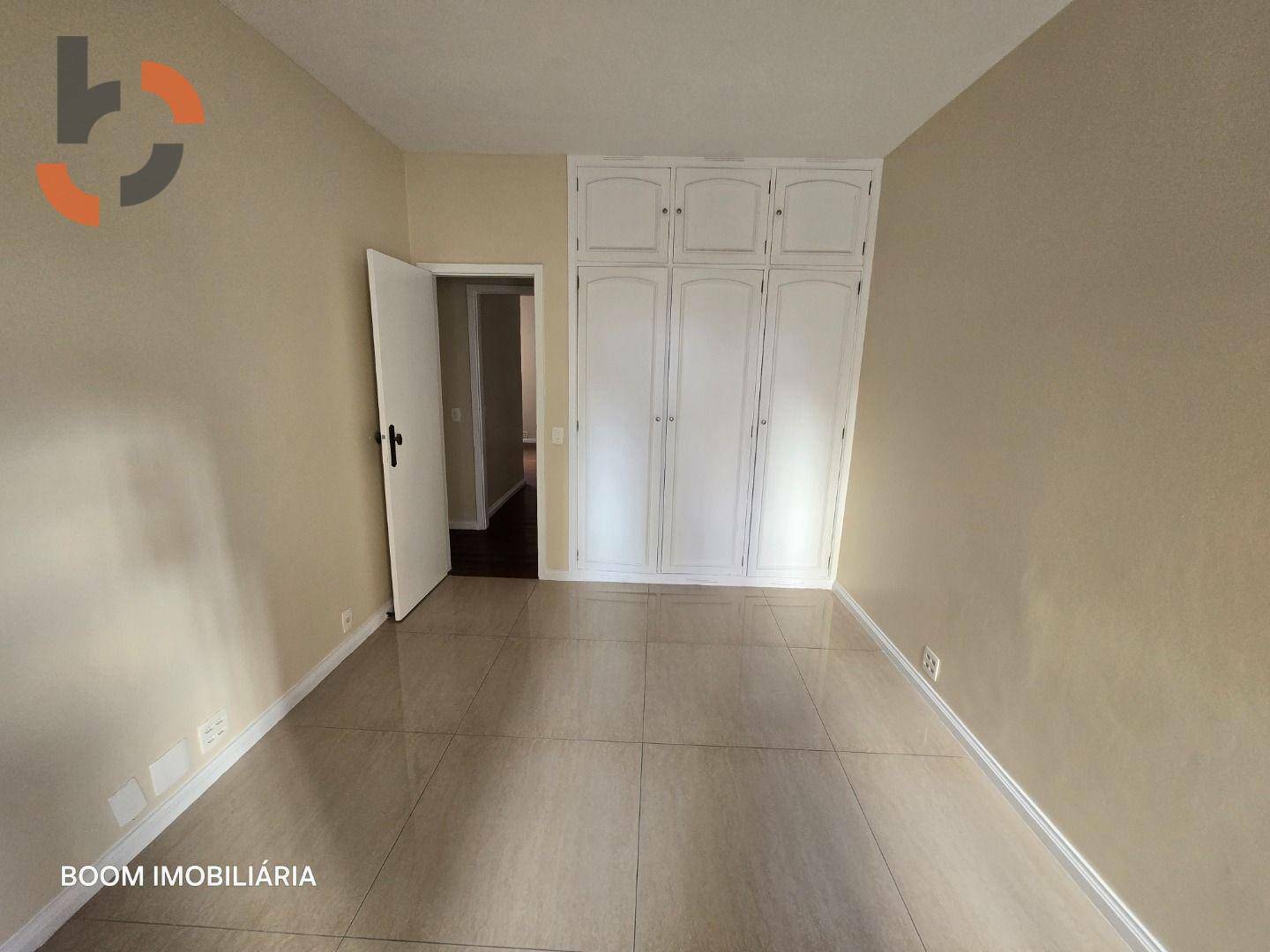 Apartamento para alugar com 3 quartos, 188m² - Foto 5