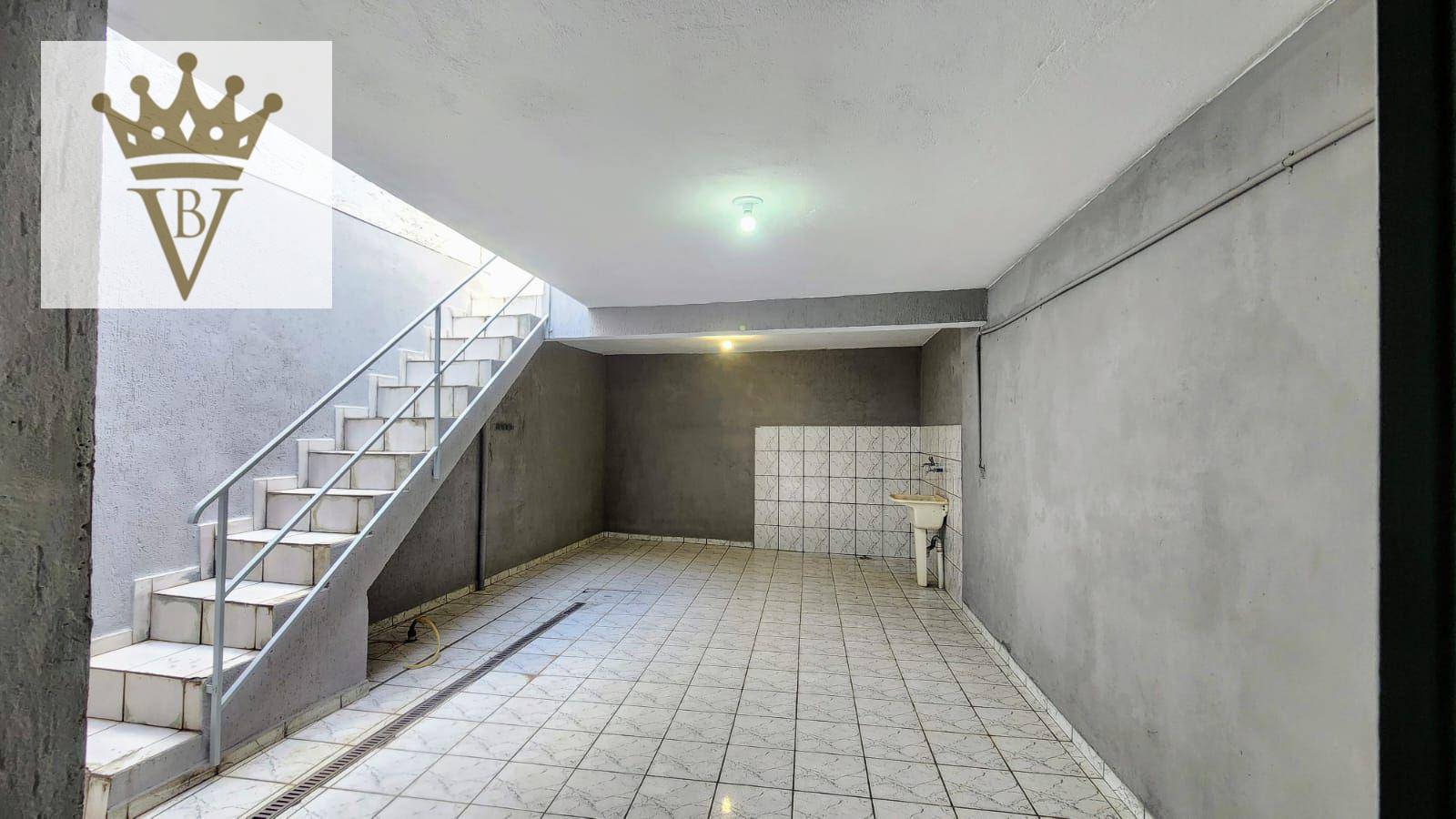 Sobrado à venda com 3 quartos, 200m² - Foto 5