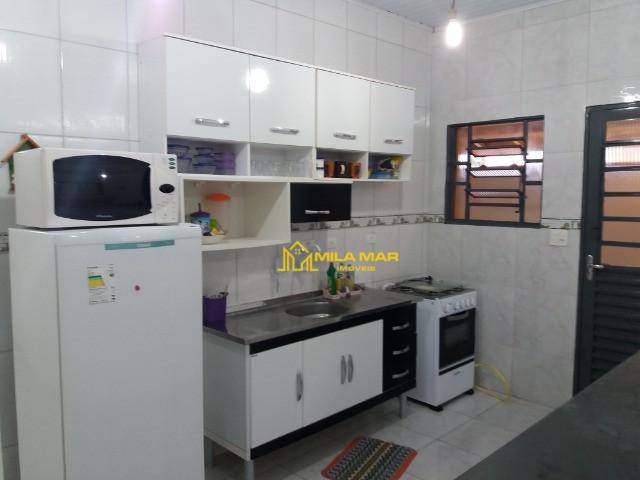 Casa à venda com 2 quartos, 90m² - Foto 6