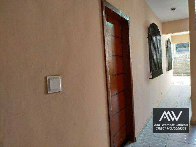 Casa à venda com 3 quartos, 124m² - Foto 2