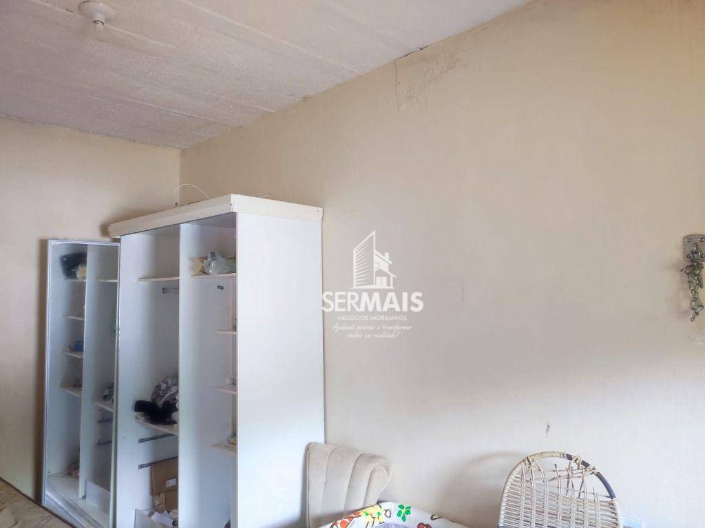 Casa à venda com 2 quartos, 300m² - Foto 8