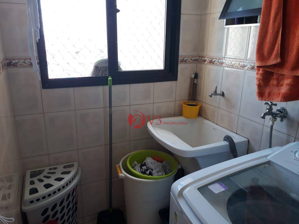 Apartamento à venda com 3 quartos, 65m² - Foto 19