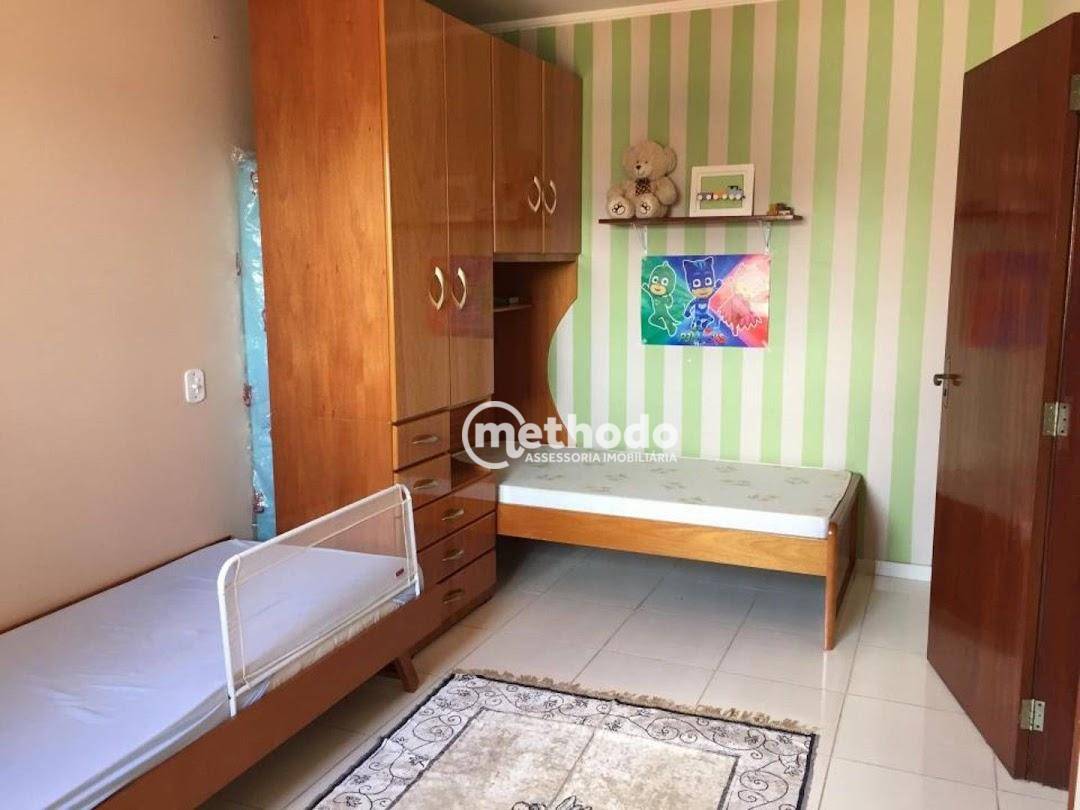 Casa à venda com 3 quartos, 200m² - Foto 14