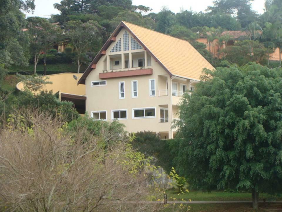 Casa de Condomínio à venda com 4 quartos, 680m² - Foto 1