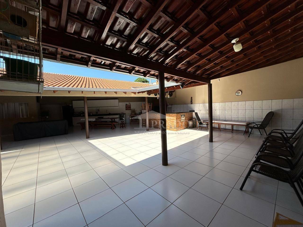 Casa à venda com 4 quartos, 280m² - Foto 12