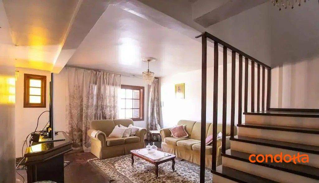Casa de Condomínio para alugar com 4 quartos, 150m² - Foto 1