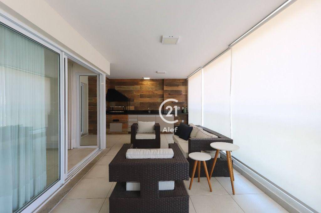 Apartamento à venda e aluguel com 4 quartos, 241m² - Foto 2