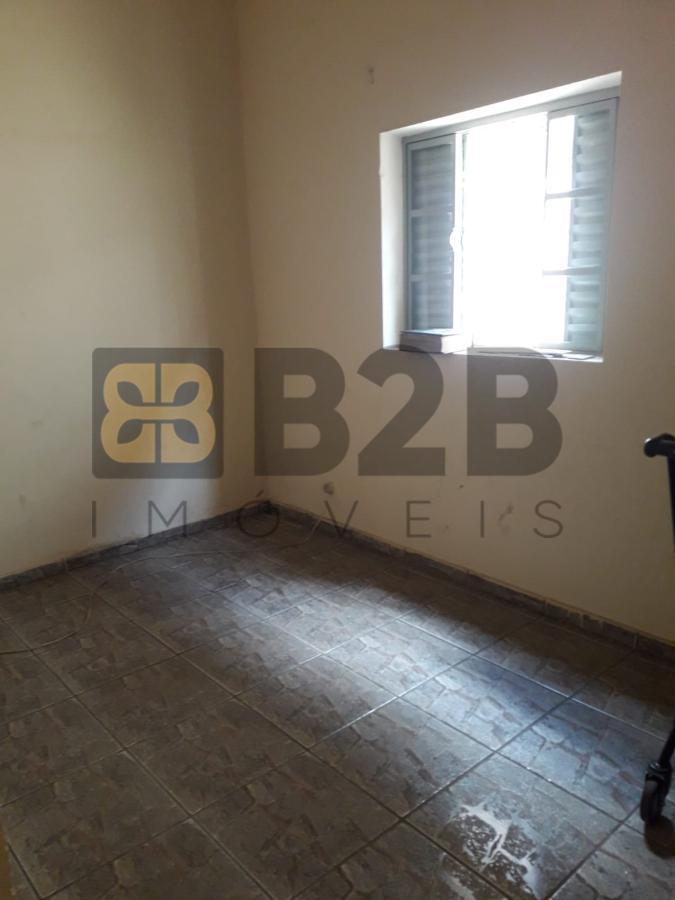 Casa à venda com 3 quartos, 220m² - Foto 13