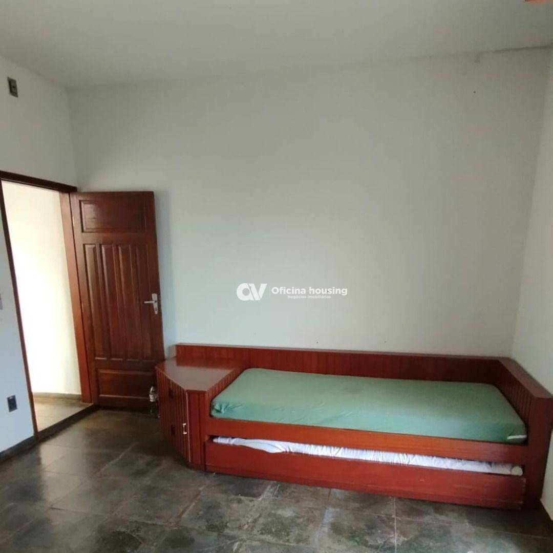 Chácara à venda com 3 quartos, 2500M2 - Foto 9