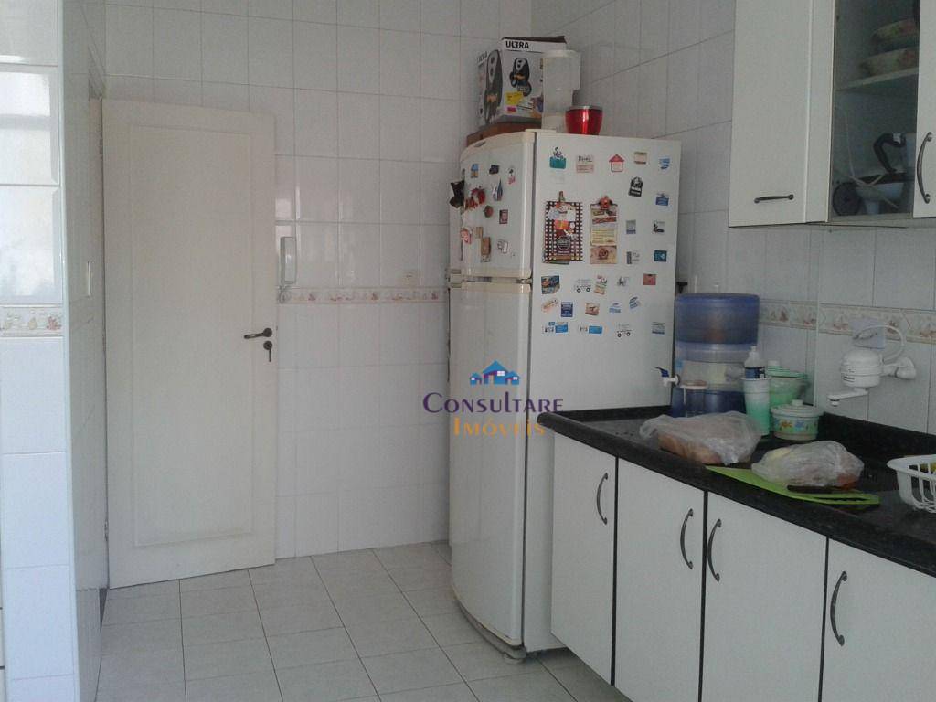 Apartamento à venda com 3 quartos, 154m² - Foto 11